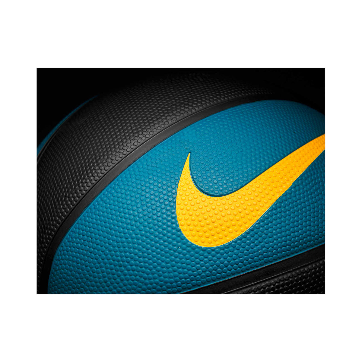 Nike Knockout Basketball